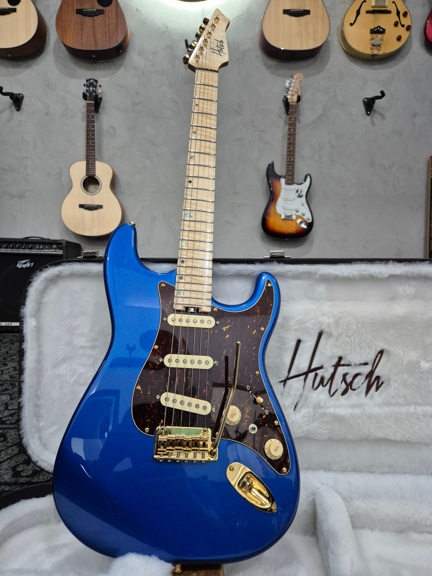 strat-blue-1